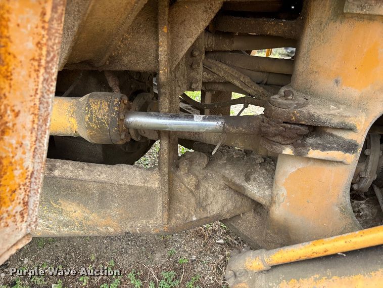 image for item DV4265 1987 Volvo L70 wheel loader