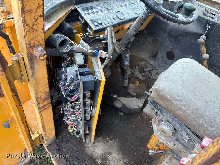 image for item DV4265 1987 Volvo L70 wheel loader