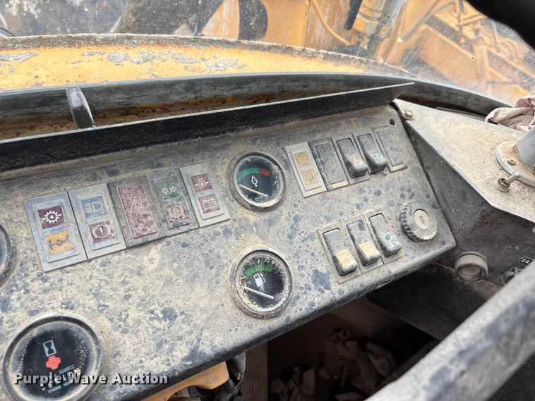 image for item DV4265 1987 Volvo L70 wheel loader