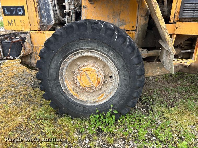 image for item DV4265 1987 Volvo L70 wheel loader