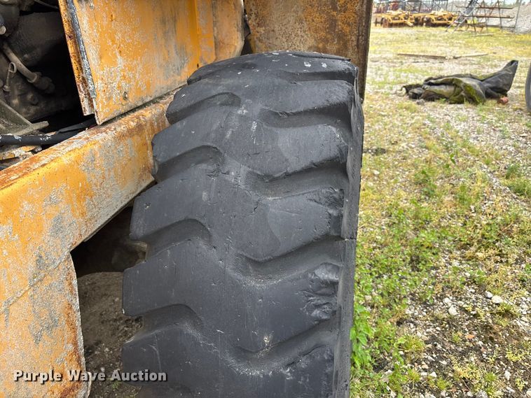 image for item DV4265 1987 Volvo L70 wheel loader