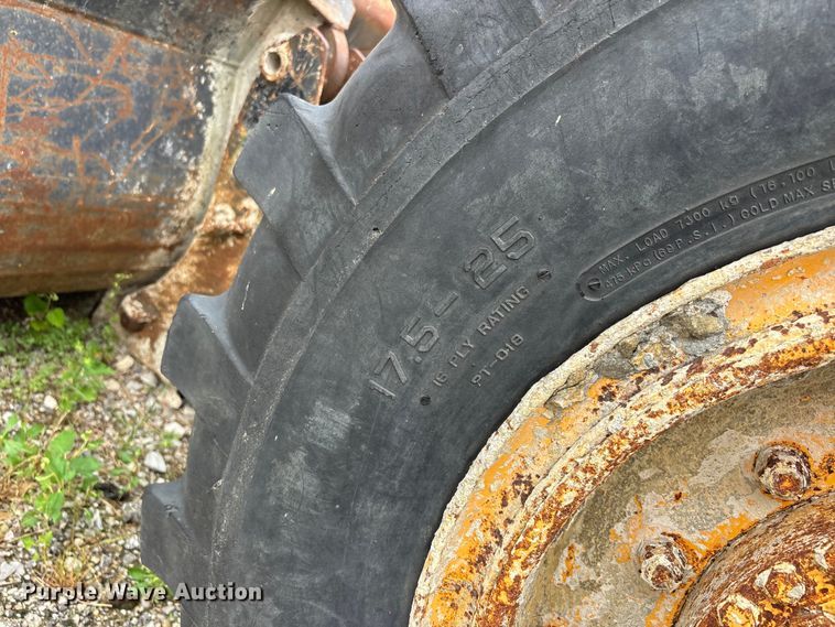 image for item DV4265 1987 Volvo L70 wheel loader