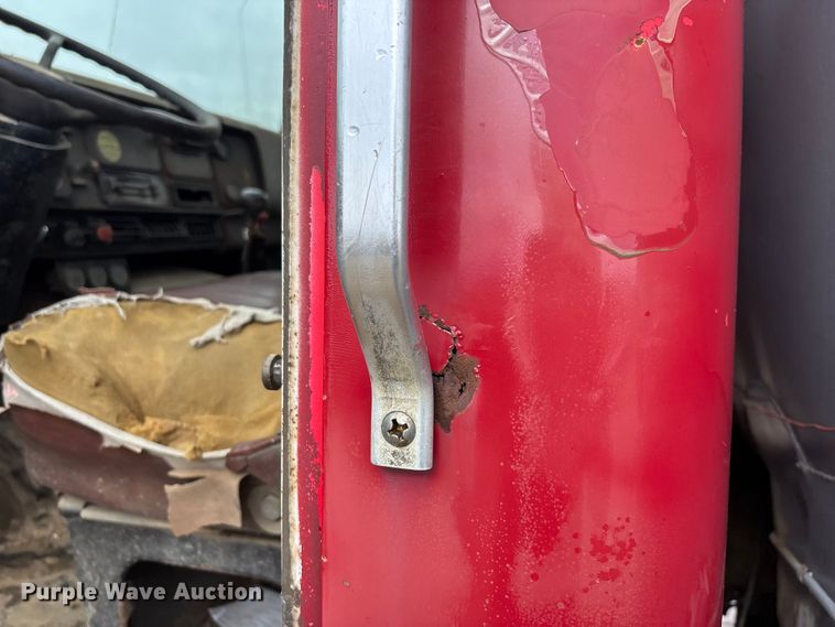 image for item DV4269 1979 International 1854 fuel truck