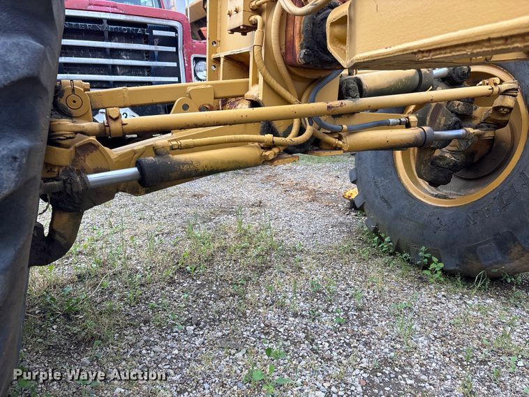 image for item DV4270 1979 Caterpillar 140G motor grader