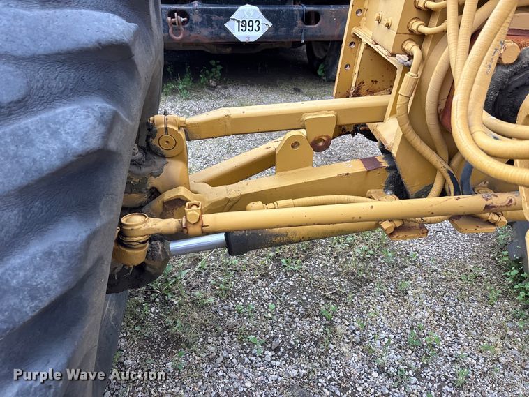 image for item DV4270 1979 Caterpillar 140G motor grader