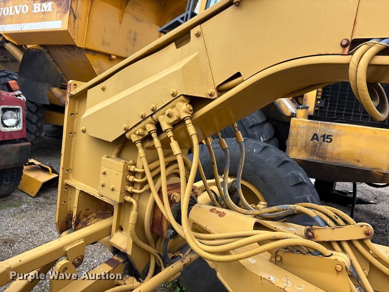 image for item DV4270 1979 Caterpillar 140G motor grader