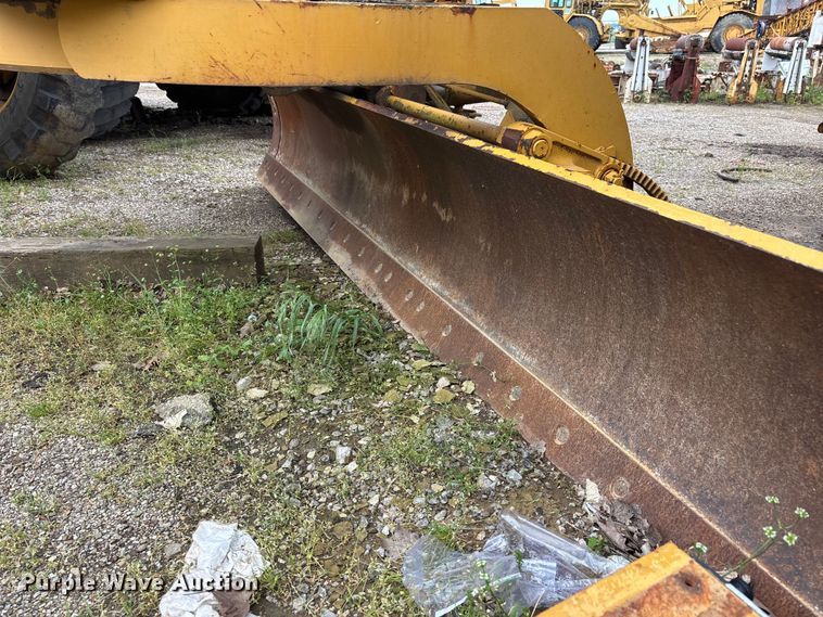 image for item DV4270 1979 Caterpillar 140G motor grader