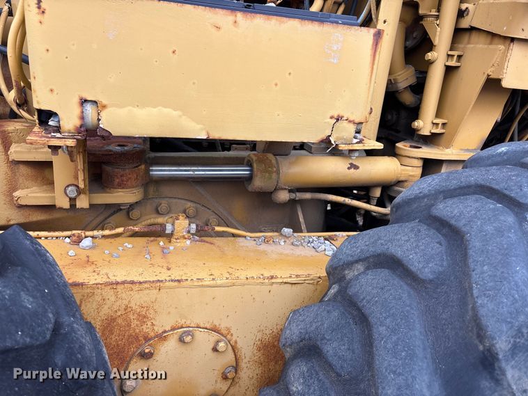 image for item DV4270 1979 Caterpillar 140G motor grader