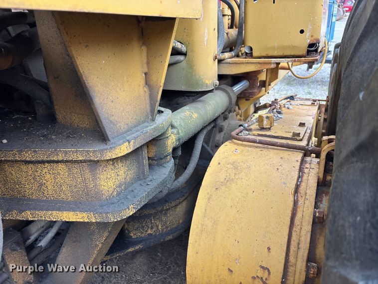 image for item DV4270 1979 Caterpillar 140G motor grader