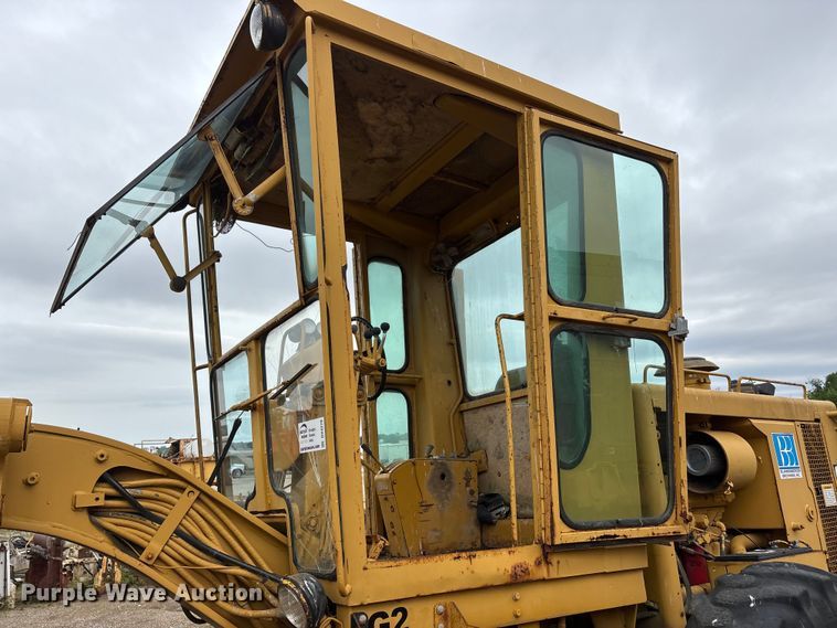 image for item DV4270 1979 Caterpillar 140G motor grader