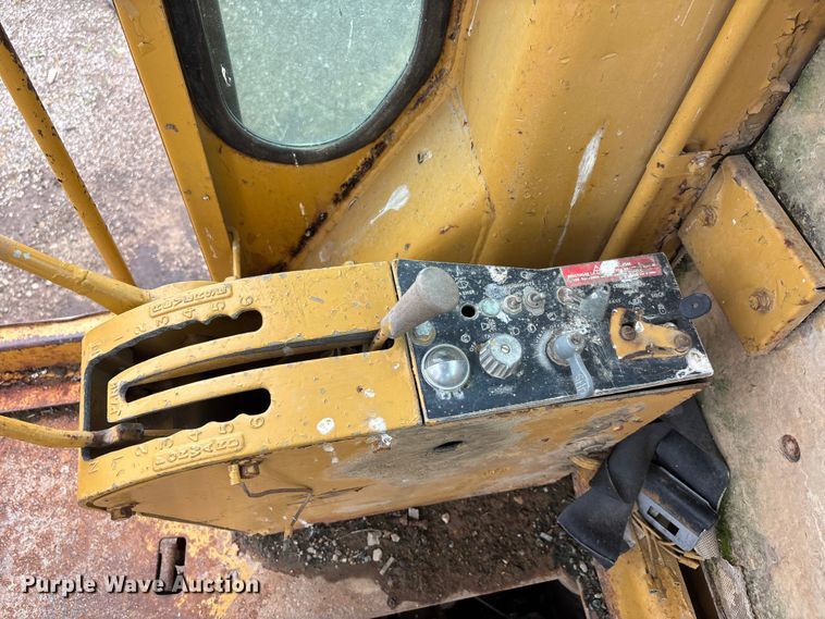 image for item DV4270 1979 Caterpillar 140G motor grader