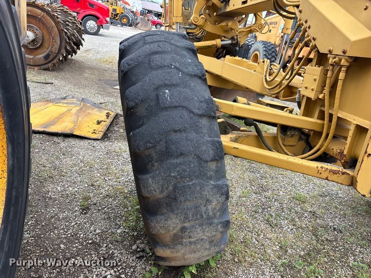 image for item DV4270 1979 Caterpillar 140G motor grader