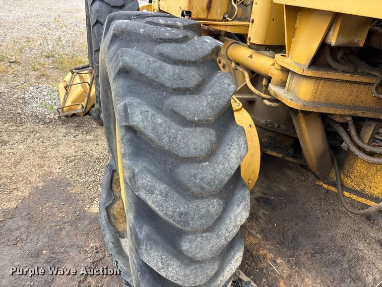 image for item DV4270 1979 Caterpillar 140G motor grader