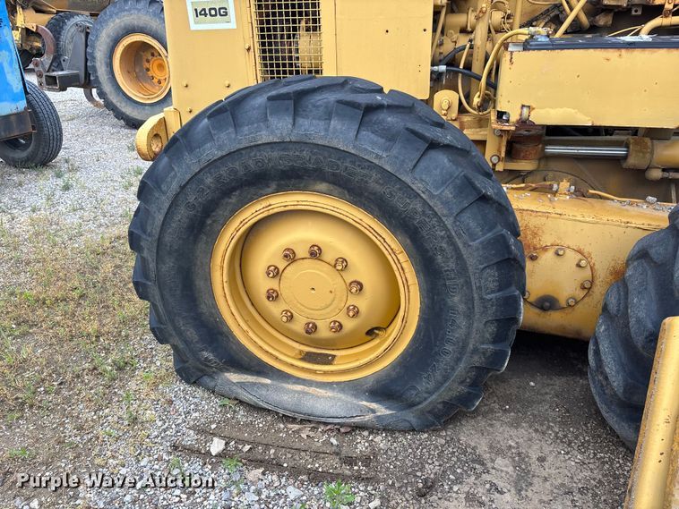 image for item DV4270 1979 Caterpillar 140G motor grader