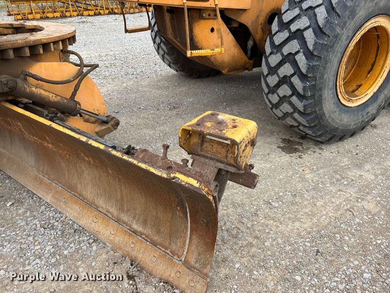 image for item DV4271 1999 Champion 780A motor grader