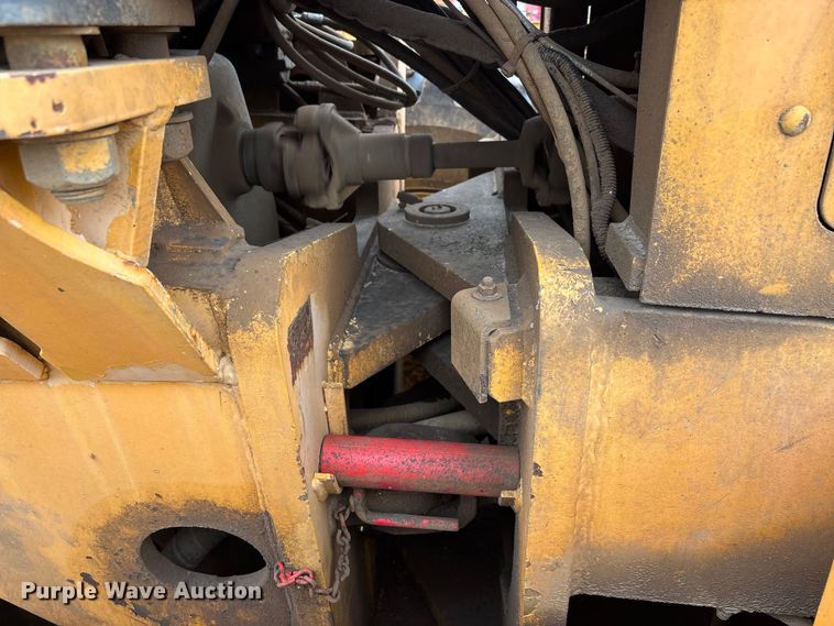 image for item DV4271 1999 Champion 780A motor grader