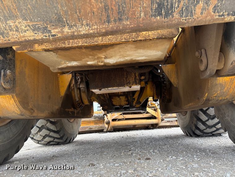 image for item DV4271 1999 Champion 780A motor grader