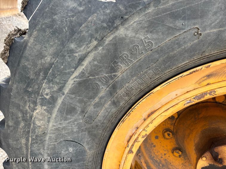 image for item DV4271 1999 Champion 780A motor grader