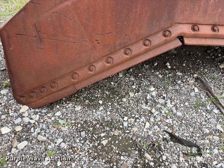 image for item DV4272 Dozer blade