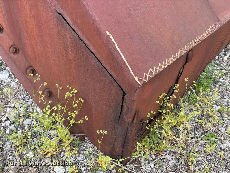 image for item DV4272 Dozer blade