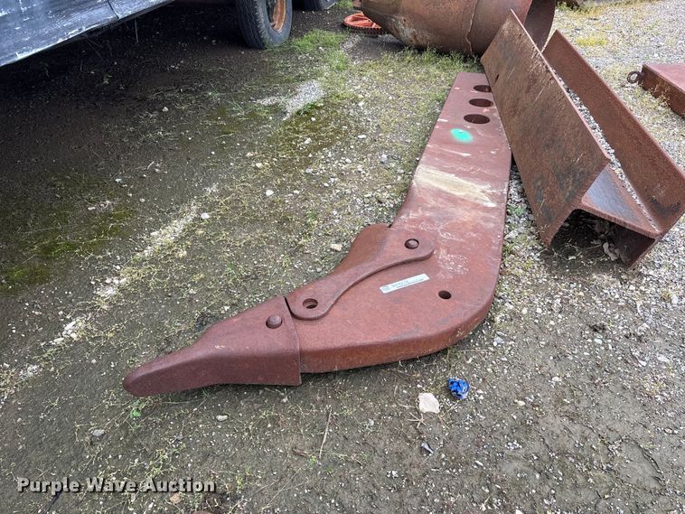image for item DV4272 Dozer blade