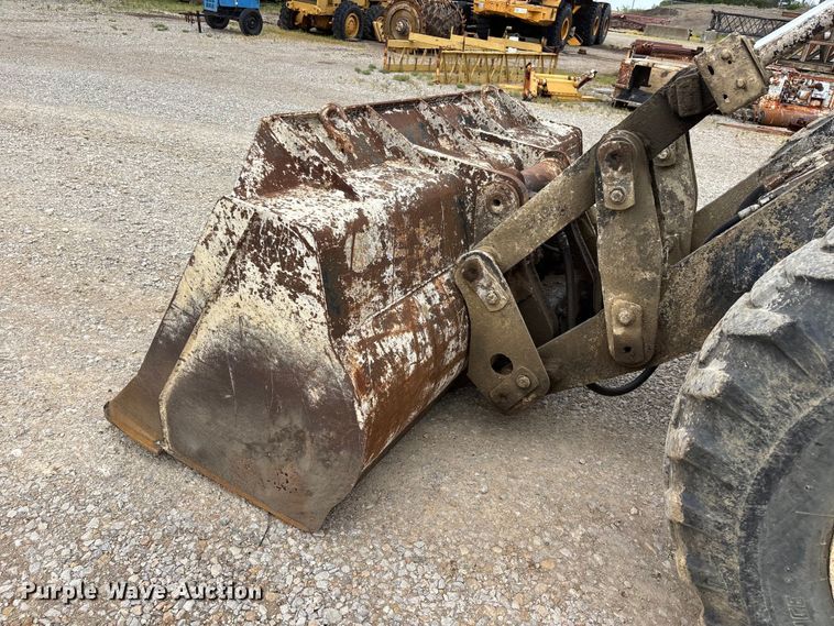 image for item DV4273 1986 Caterpillar IT18 wheel loader