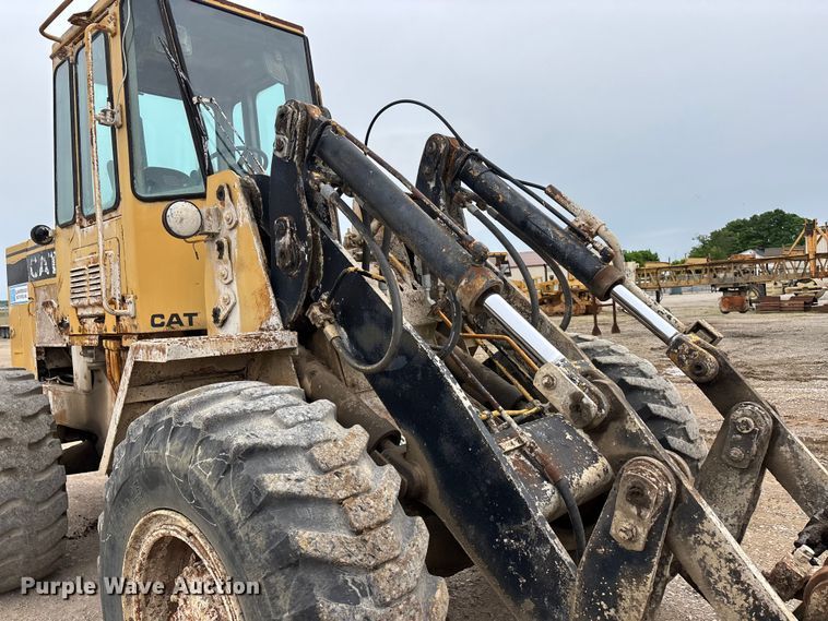 image for item DV4273 1986 Caterpillar IT18 wheel loader
