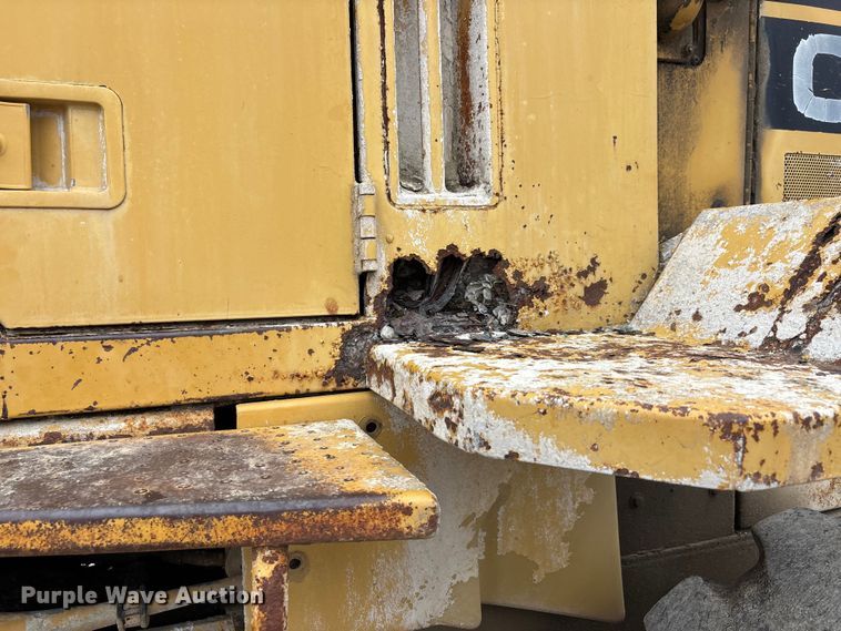 image for item DV4273 1986 Caterpillar IT18 wheel loader