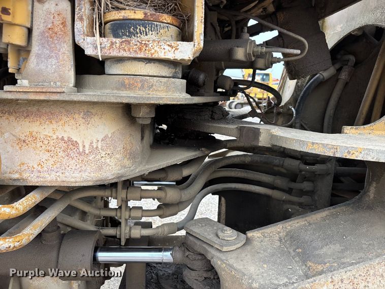 image for item DV4273 1986 Caterpillar IT18 wheel loader