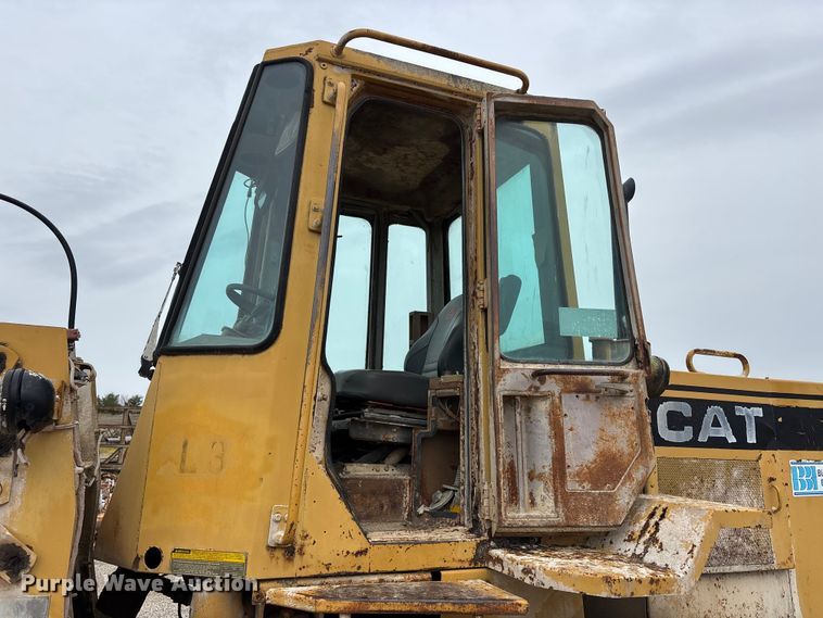 image for item DV4273 1986 Caterpillar IT18 wheel loader
