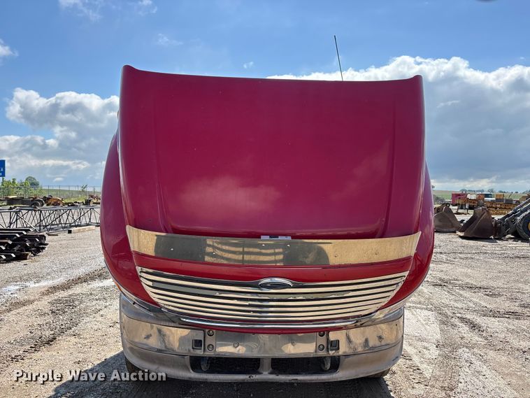 image for item DV4274 2006 Sterling 9500 semi truck
