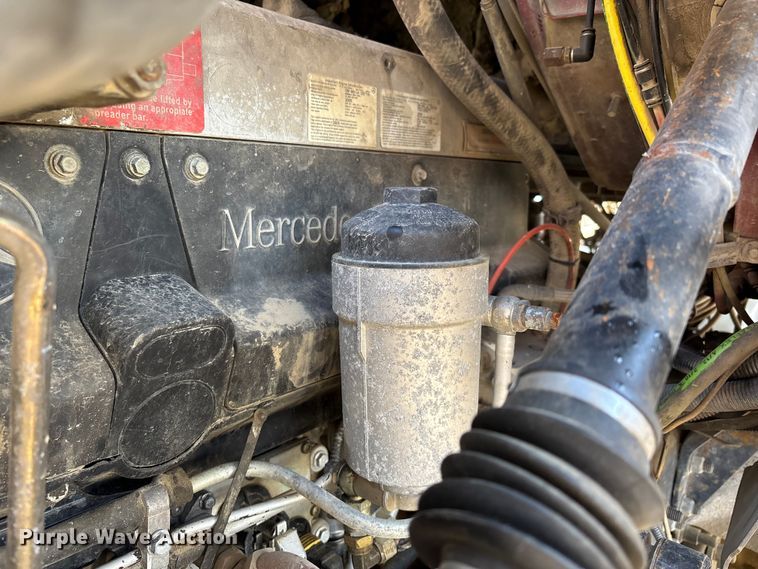 image for item DV4274 2006 Sterling 9500 semi truck