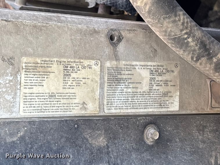 image for item DV4274 2006 Sterling 9500 semi truck