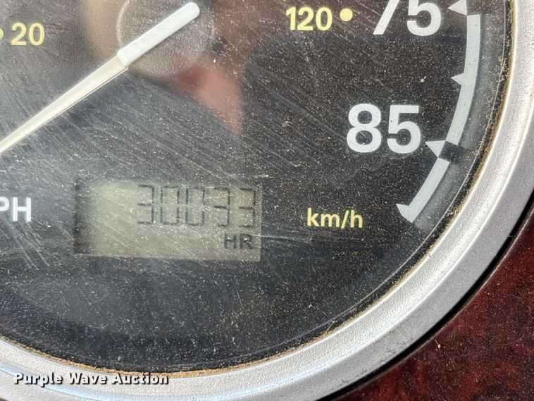 image for item DV4274 2006 Sterling 9500 semi truck
