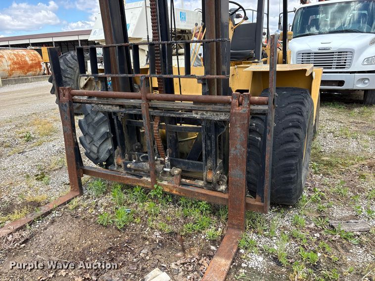 image for item DV4275 Caterpillar R80 forklift