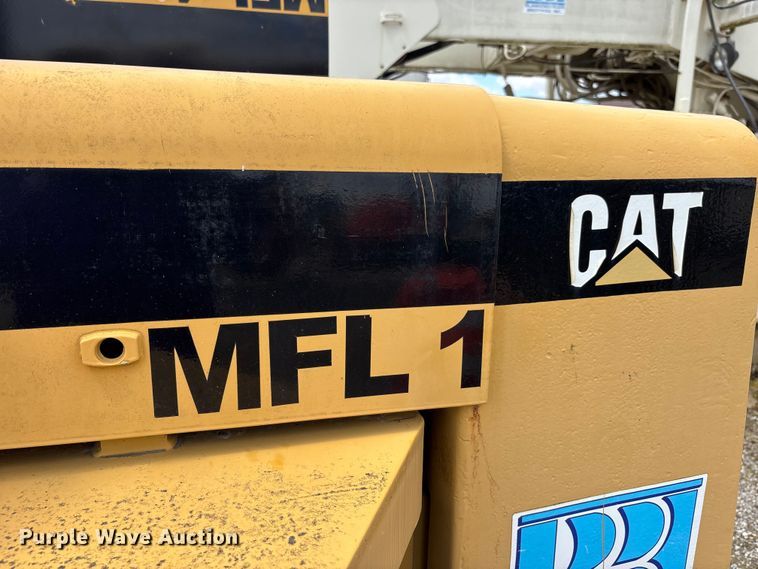 image for item DV4275 Caterpillar R80 forklift