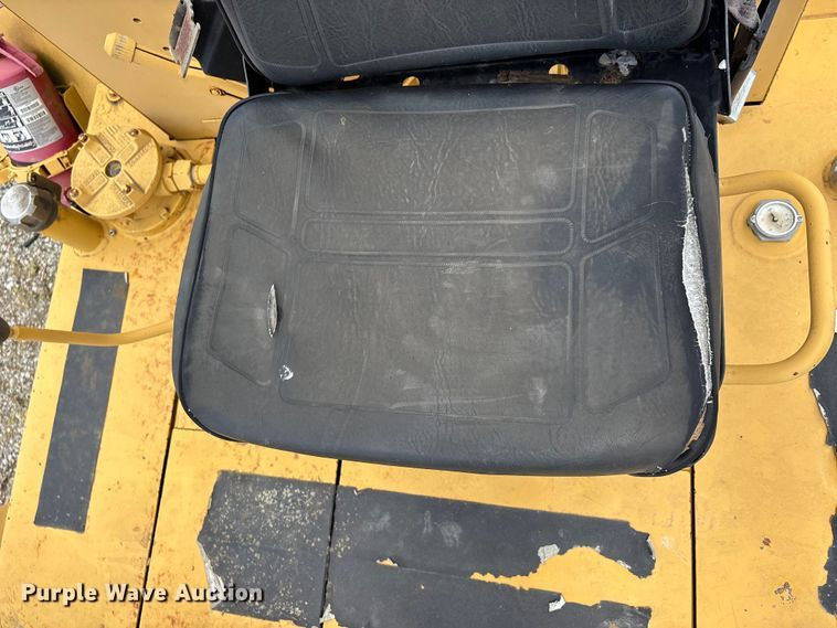image for item DV4275 Caterpillar R80 forklift