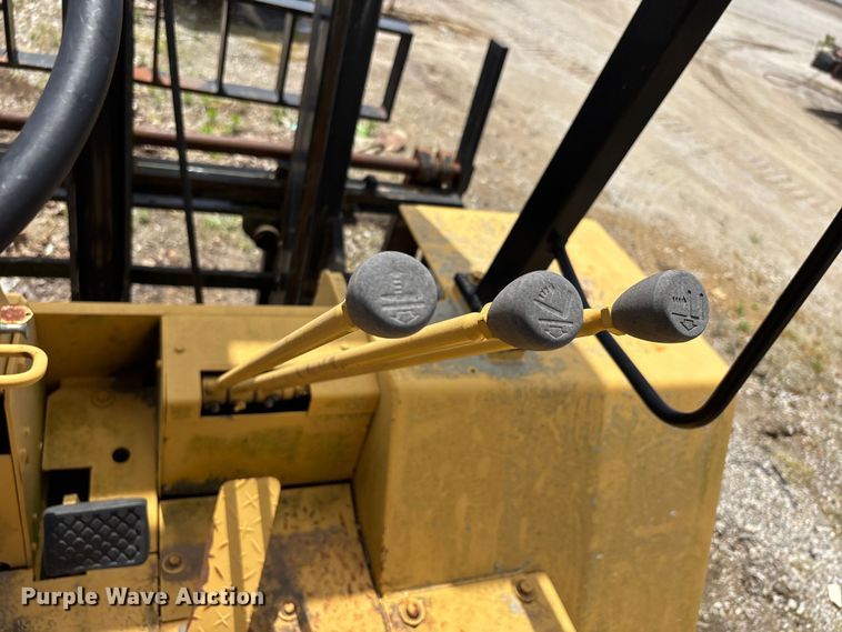 image for item DV4275 Caterpillar R80 forklift