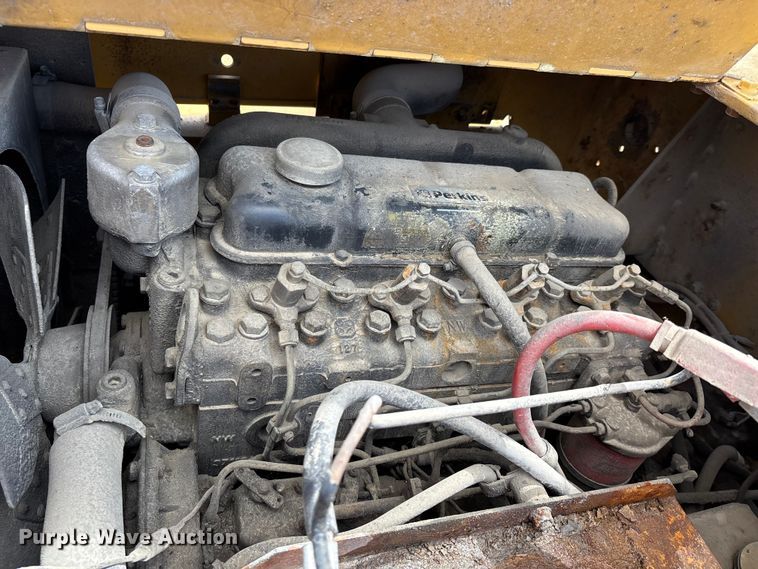 image for item DV4275 Caterpillar R80 forklift