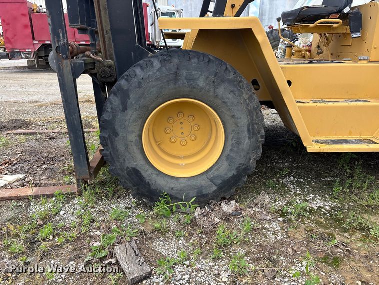image for item DV4275 Caterpillar R80 forklift