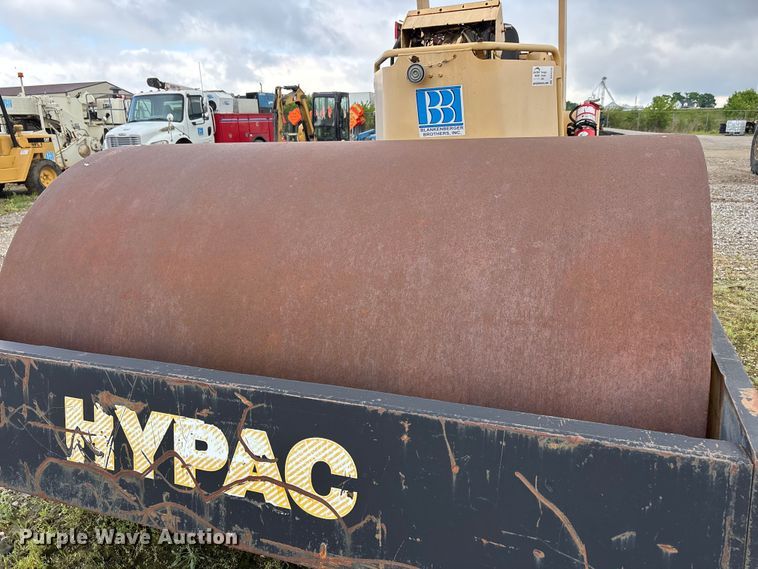 image for item DV4276 Hypac C850B single drum vibratory roller