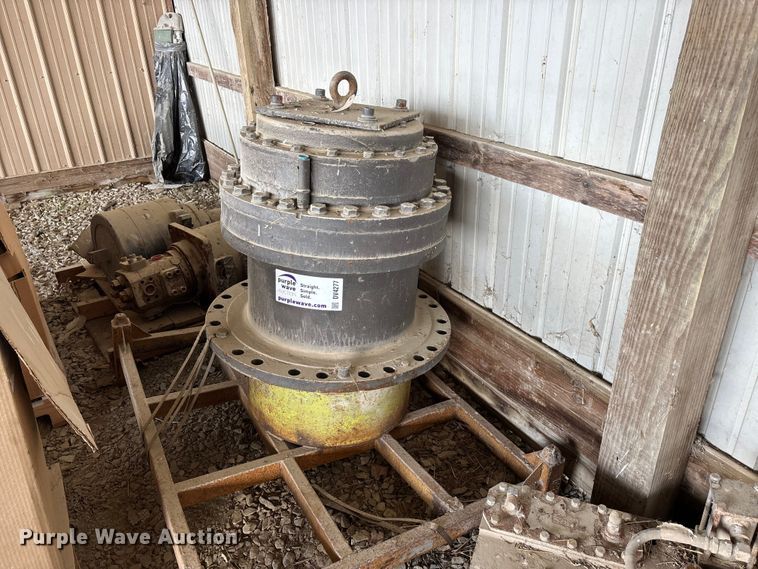 image for item DV4277 Excavator parts