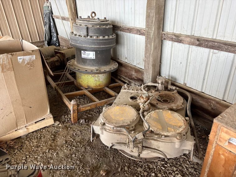 image for item DV4277 Excavator parts