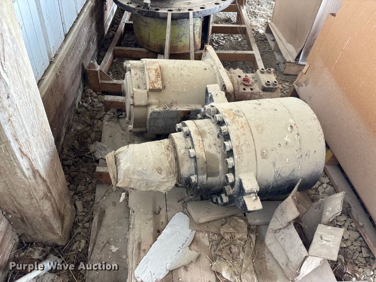 image for item DV4277 Excavator parts