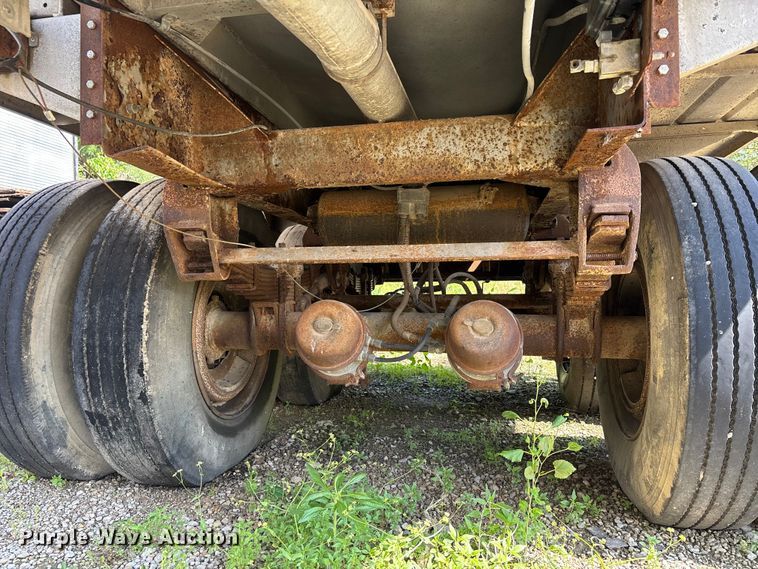 image for item DV4278 1977 Heil Tanker tank trailer