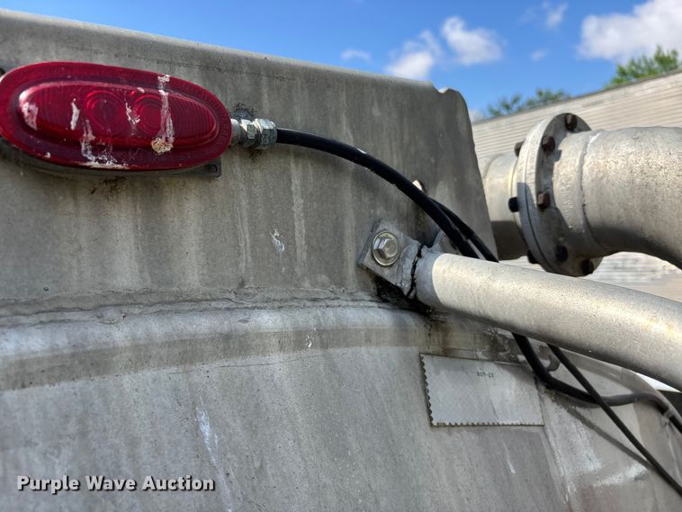 image for item DV4278 1977 Heil Tanker tank trailer