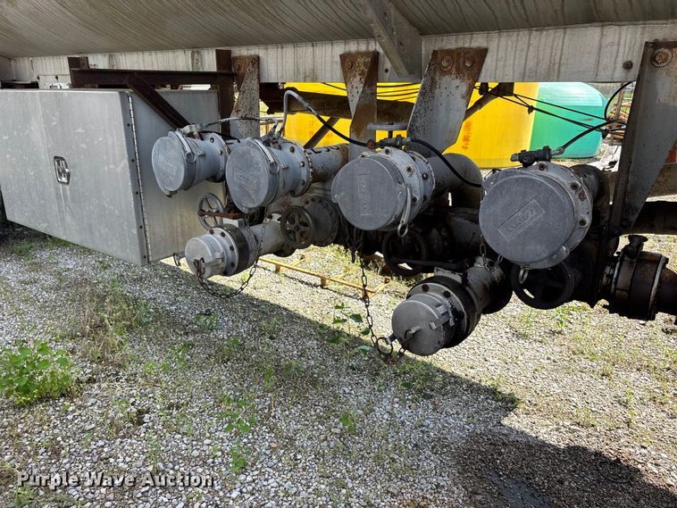 image for item DV4278 1977 Heil Tanker tank trailer