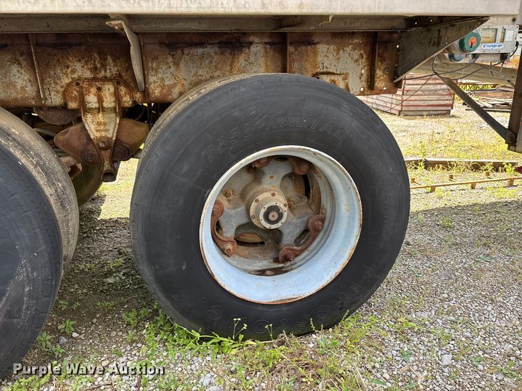 image for item DV4278 1977 Heil Tanker tank trailer