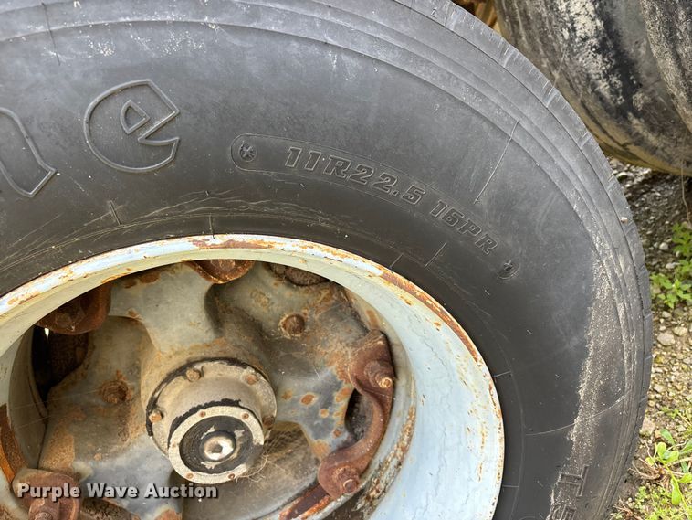 image for item DV4278 1977 Heil Tanker tank trailer