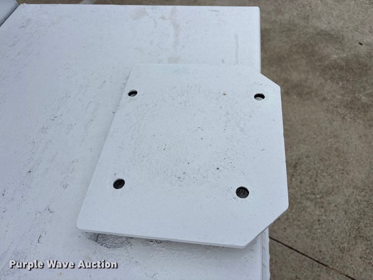 image for item DV8501 2006 Ford F650 Super Duty utility / service truck